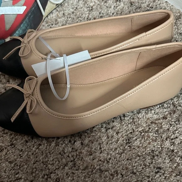 J. Crew Black and Cream Flats with Bow Detail - Picture 2 of 3